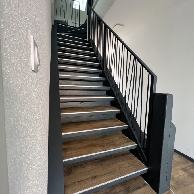 Comment choisir entre un escalier avec limon central, double limon ou limon invisible ? Belfort
